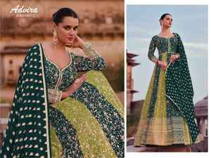 Nouvelle collection 2024 de vêtements de créateur Evergreen, salwar kameez et dupatta en véritable georgette lourde avec broderie et travail de séquence, fabrication en Inde - Product Image 2