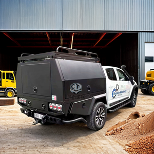 Sistema de Toldo y Bandeja de Aluminio Resistente Personalizable para Vehículos Utilitarios 4x4 - Product Image 5