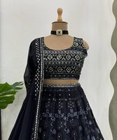 Designer brodé soie Lehenga Choli pour un look festif