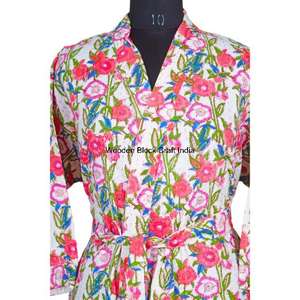 Robe kimono matelassée Kantha faite à la main en coton biologique à imprimé floral Vêtement long pour femmes Vêtement de nuit d'été - Product Image 4