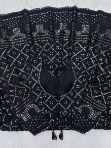 Chic Faux Black Georgette Dress con Lakhnavi Stich Ideal para uso de día a noche Perfecto para reuniones de oficina y de noche - Product Image 3