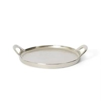 Plateau de service en argent avec pied Plateau de service en métal antique Designer servant des fruits et des collations Nouvelle arrivée de qualité supérieure
