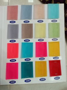 Telas Estampadas de Poliéster 100% Altamente Duraderas, Material Transpirable Disponible en Múltiples Colores - Product Image 4