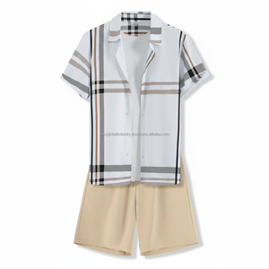 ชุดเสื้อเชิ้ตลายสก็อตผู้ชายแบบ OEM สั่งทำพิเศษ - เสื้อแขนสั้นลายตารางสีขาวและกางเกงขาสั้นสีเบจ ชุด 2 ชิ้น - Product Image 1