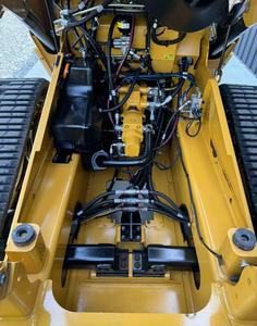 Chargeuse compacte sur chenilles Caterpillar 289D3, chargeuse-pelleteuse, chargeuse tracteur, transmission à deux vitesses, charge nominale de 4 tonnes, 60 kW - Product Image 6
