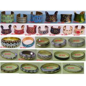 Wholesale Quality <b>Bracelets</b> & Bangles Factory Most Selling Fashionable Accent Jewelry Resin <b>Bracelets</b> in Custom Color & Design - Product Image 6