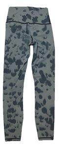 Pantalon de fitness taille basse avec logo personnalisé pour femmes Leggings d'entraînement de sport sans couture avec impression de yoga Fermeture à la taille élastique Scrunch Butt - Product Image 2