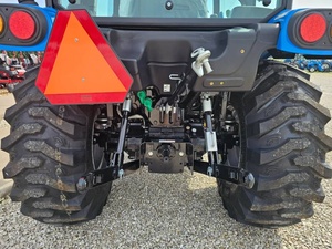 Tracteurs agricoles neufs/d'occasion LS MT242HEC, vente en gros d'équipements agricoles, tracteurs d'occasion robustes et abordables - Product Image 6
