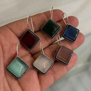 Pendientes de plata alemanes oxidados de estudio de moda OM, joyería multifunción ligera elegante de tono plateado antiguo étnico para - Product Image 1