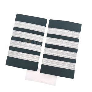 Hombreras Clásicas Perfectas para Uniformes Escolares, de Hostelería y Corporativos, Hombreras de Alta Calidad - Product Image 4