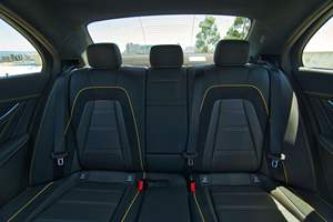 2023 E63 S Sedan Final Edition 1 sur 999 Modèles Final Edition, V8 biturbo, transmission intégrale, très bien équipé - Product Image 4