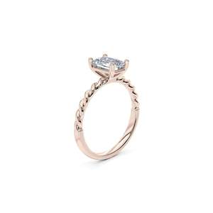 Bague de fiançailles solitaire en forme d'émeraude avec un design en corde pour femmes - Product Image 3