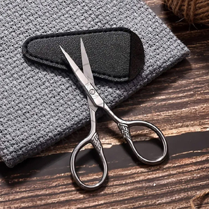 Ciseaux à ongles en acier inoxydable de qualité supérieure Ciseaux à ongles d'emballage personnalisé Outils à ongles de vente chaude et durable par Beauty Concept - Product Image 5