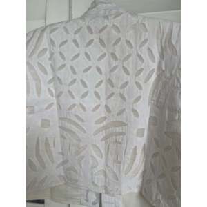 Top de Manga Corta con Apliques de Diamantes para Verano, Diseño Transpirable - Product Image 3