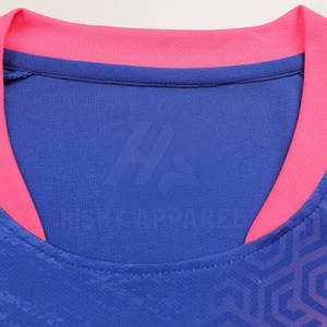 Uniforme de football durable avec coutures renforcées, adapté aux joueurs jeunes et adultes, conçu pour une utilisation durable - Product Image 3