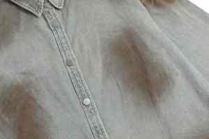 Nouvelle Arrivée Chemise en Jean Boutonnée à Manches Longues Effet Peinture Pulvérisée et Vieilli pour Hommes Style Urbain - Product Image 3