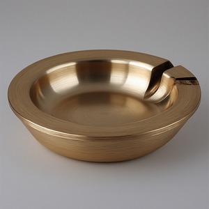 Cenicero rústico de latón antiguo con diseño hecho a mano y acabado Vintage para temas interiores clásicos - Product Image 2