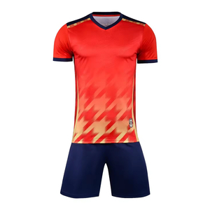 Ensemble de maillots de football pour hommes en sublimation, prix de gros, maillots et shorts de football, maillot de football personnalisé - Product Image 1