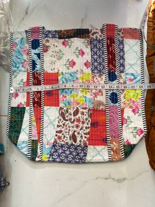 Sac Jhola pour femmes bohème de très haute qualité-Sac fourre-tout matelassé en coton à la mode avec deux poignées ouvertes directement - Product Image 3