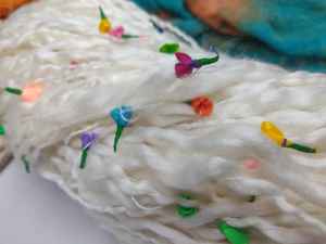 เส้นด้ายขนสัตว์100% Ommul สำหรับถักไหมพรมถักด้วยมือและถักโครเชต์สไตล์ดอกไม้นุ่มสำหรับถักไหมพรมแฟนซีและโครเชต์ - Product Image 5