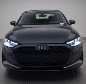 ออดี้ เอ3 ควอตโตร พรีเมียม 40 ทีเอฟเอสไอ ปี 2025 - Product Image 1