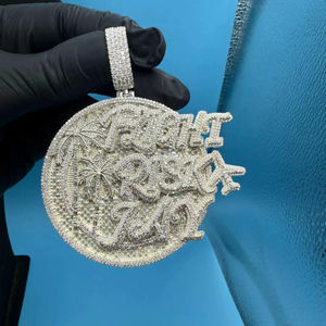 Collier pendentif personnalisé hip-hop tendance avec diamants en moissanite VVS glacés, plaqué or, argent 925 pour rappeurs - Product Image 1