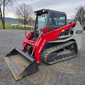 TAKEUCHI TL12R2 EROPS Cabine avec chauffage et climatisation. Radio fonctionnelle, bon siège, caméra de recul, commandes par joystick, hydraulique auxiliaire 2 vitesses - Product Image 3