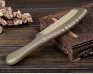 Peigne à cheveux en corne de buffle naturel fabriqué à la main de qualité supérieure motif d'échelle de Dragon personnalisé peigne antistatique femmes outil - Product Image 5