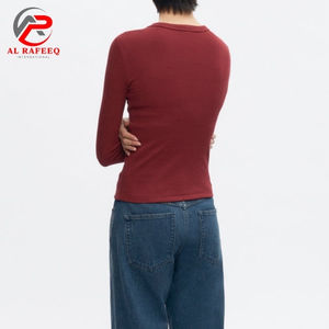 เสื้อยืดสำหรับผู้หญิงแบบนุ่มระบายอากาศได้ดีไซส์ใหญ่พิเศษออกแบบโลโก้ได้ตามต้องการ - Product Image 5