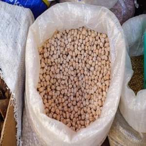Garbanzos Kabuli Blancos Secos de Origen Indio, Orgánicos, de Alta Calidad, en Formato Grande, Cultivados de Forma Orgánica, a la Venta al por Mayor - Product Image 1
