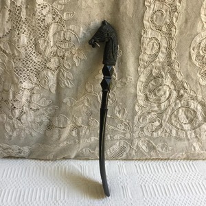 Pieza Decorativa de Diseño de Caballo Premium con Detalles Artísticos, Perfecta para Decoración del Hogar, Estilo Moderno y para Regalo, de la India - Product Image 2