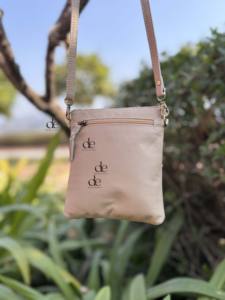 Sac à bandoulière en cuir véritable fait à la main, nouvelle collection de sacs à main élégants, sacs multi-usages pour femmes, sacs de créateurs - Product Image 3