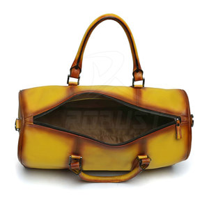 Sac de sport en cuir, grande capacité, léger, durable, design élégant, plusieurs compartiments, écologique, personnalisable - Product Image 2