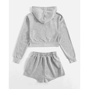 Conjunto de Sudadera Corta y Pantalones Cortos de Invierno para Mujer al por Mayor, 100% Algodón, Sudadera Corta con Logotipo Personalizado y Pantalones Cortos - Product Image 2