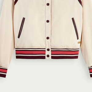 Style de rue moderne avec appel intemporel veste universitaire pour femmes décontracté mais chic tenue de tous les jours choix veste universitaire pour femmes - Product Image 5