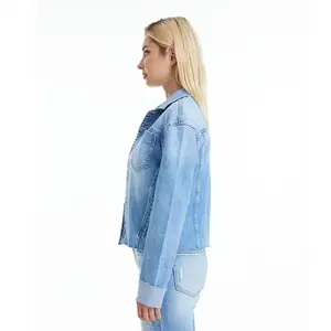 À la mode femmes léger bleu peau de mouton cuir surdimensionné recadrée matelassé bouton veste vêtements d'extérieur respirants conception déchirée brute - Product Image 2