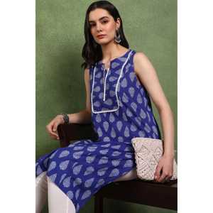 Kurti Corto de Algodón Cambray Azul para Mujer, Corte Regular, Largo hasta la Rodilla, Estampado Floral, Sin Mangas, Cuello con Muescas - Product Image 2