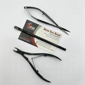 Nueva llegada de plasma negro profesional de alta calidad de acero inoxidable pinzas para uñas de los pies al por mayor logotipo personalizado cortadora de cutículas - Product Image 6