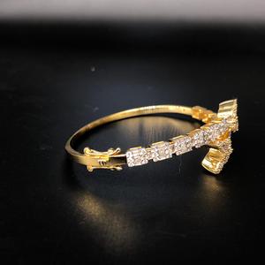 Papillon ouvrable avec clip baguette et bracelet en diamant rond, bracelets en diamant et bracelets - Product Image 6
