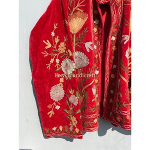 Veste en velours Suzani en coton unisexe de luxe, broderie ouzbèke, vente en gros de col montant, manteau d'automne et d'hiver tricoté de style hippie - Product Image 3