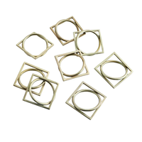Support en tissu en laiton Meilleure conception de finition colorée Anneaux de serviette Décor de table Porte-serviettes Conception de tailles multiples à un tarif raisonnable