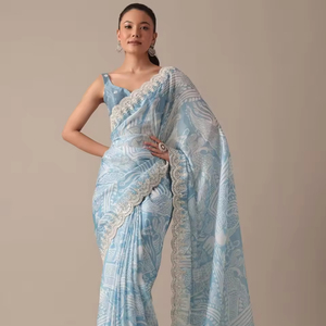 Saree en soie Georgette de créateur avec impressions numériques et paillettes brodées pour les fêtes de mariage indiennes et pakistanaises - Product Image 1