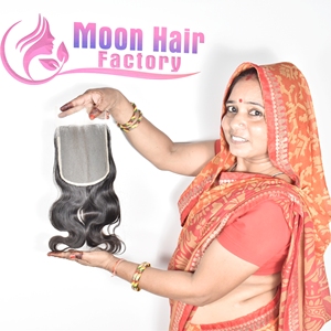 Cheveux humains indiens de qualité supérieure, styles super nouveaux, closure bodywave, doux et soyeux, brillants, naturels, disponibles à la vente - Product Image 4