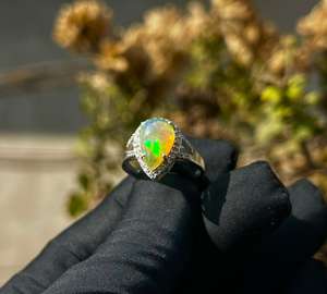 Bague d'éternité minimaliste en argent sterling 925 plaqué or avec opale naturelle et diamant taille brillant rond, pour mariage et soirée - Product Image 2