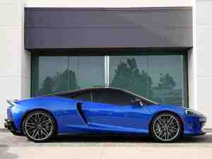 2024 GT Coupé RWD Volante a la Izquierda Asientos de Cuero Cámara Trasera Sin Accidentes En Buen Estado - Product Image 3