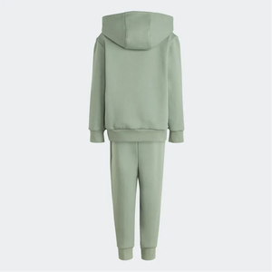 Conjunto Deportivo Personalizado para Niños en Verde Salvia, Sudadera con Capucha y Pantalones Deportivos de Felpa, Mezcla de Algodón Suave, Logotipo Personalizado, Atuendo Informal - Product Image 5