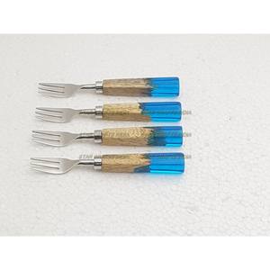 Juego de queso de metal con mango de resina de estilo único con acabado brillante, tamaño personalizado, fabricación y proveedor por India - Product Image 5