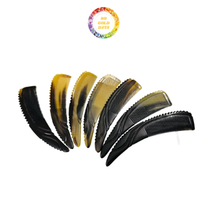 Peine de cuerno de búfalo Premium para el cuidado del cabello ecológico para un cabello sedoso sin enredos con un toque natural - Product Image 1