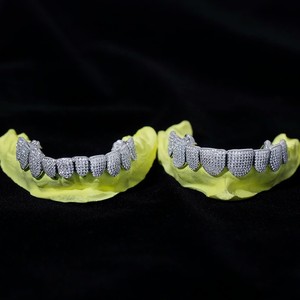 925 argent Sterling luxe brillant coupe VVS Moissanite diamant personnalisé Grillz dents or Fine Piercing bijoux pour hommes fête - Product Image 4