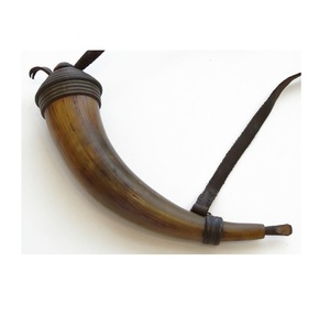 Cuerno de polvo de búfalo natural 100%, punta de madera y correa de cuero, logotipo personalizado, diseño moderno, cuerno de polvo de búfalo - Product Image 1